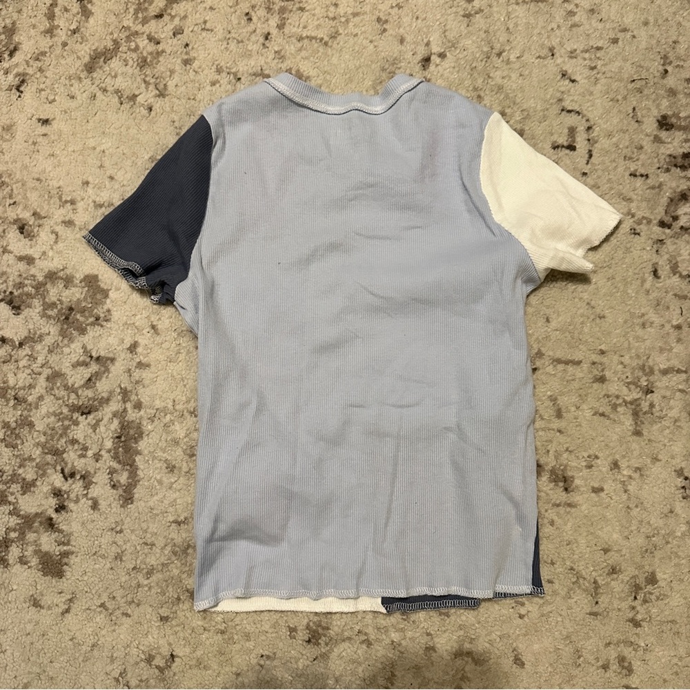 2 top bundle - Picture 2 of 7